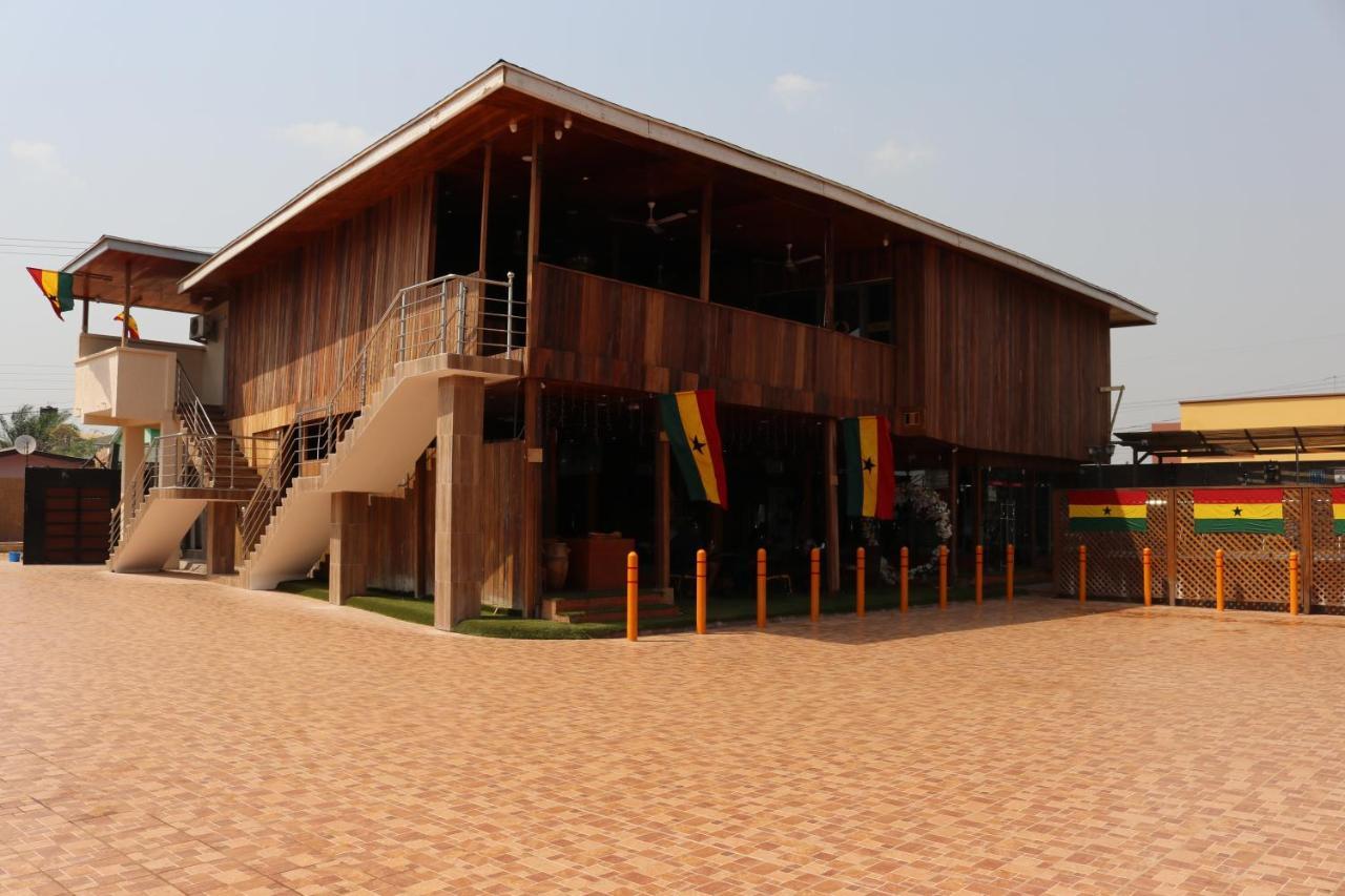 Golden Crystal Experience Hotel Accra Exterior foto